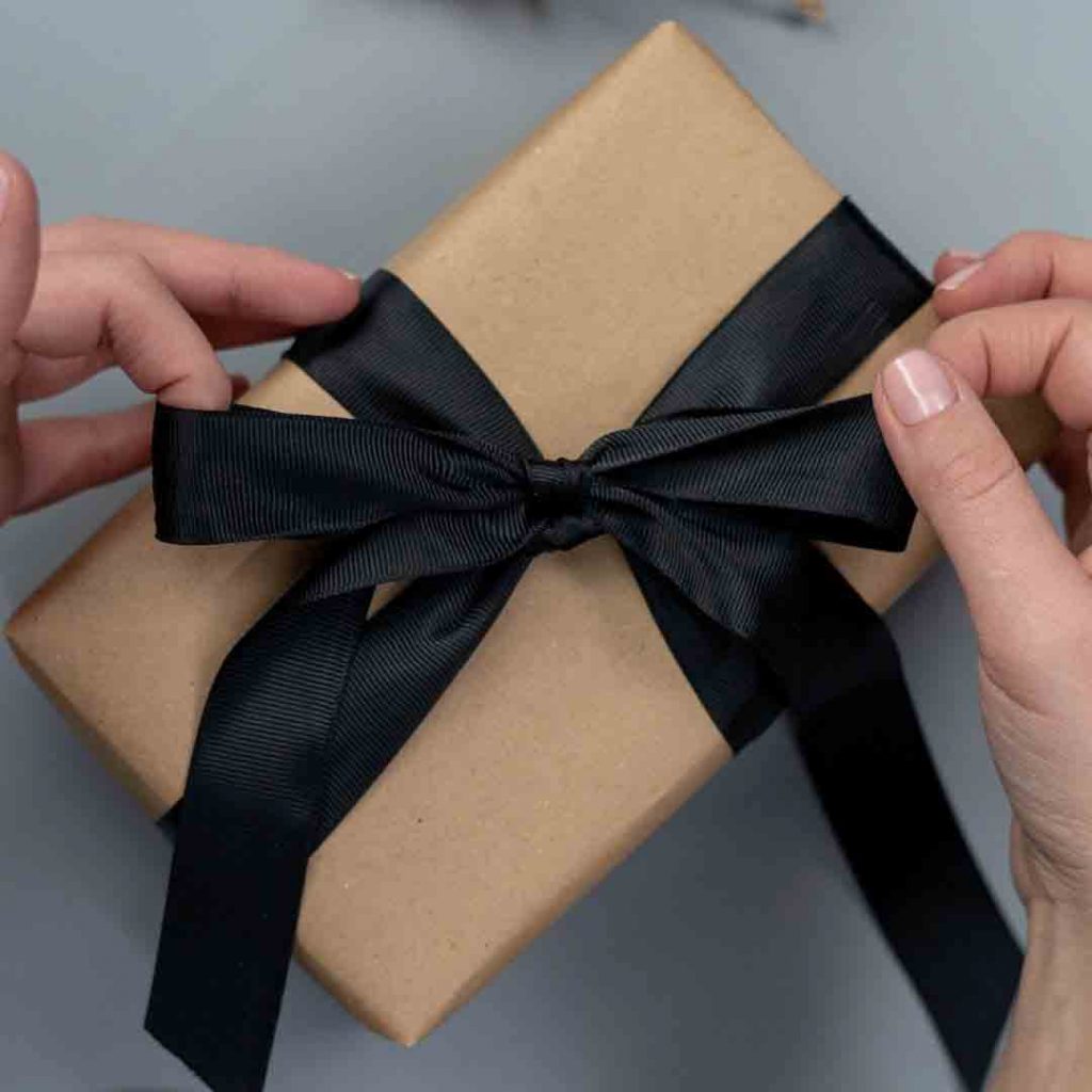 Emballage coffret cadeau lingerie par sans Prétention